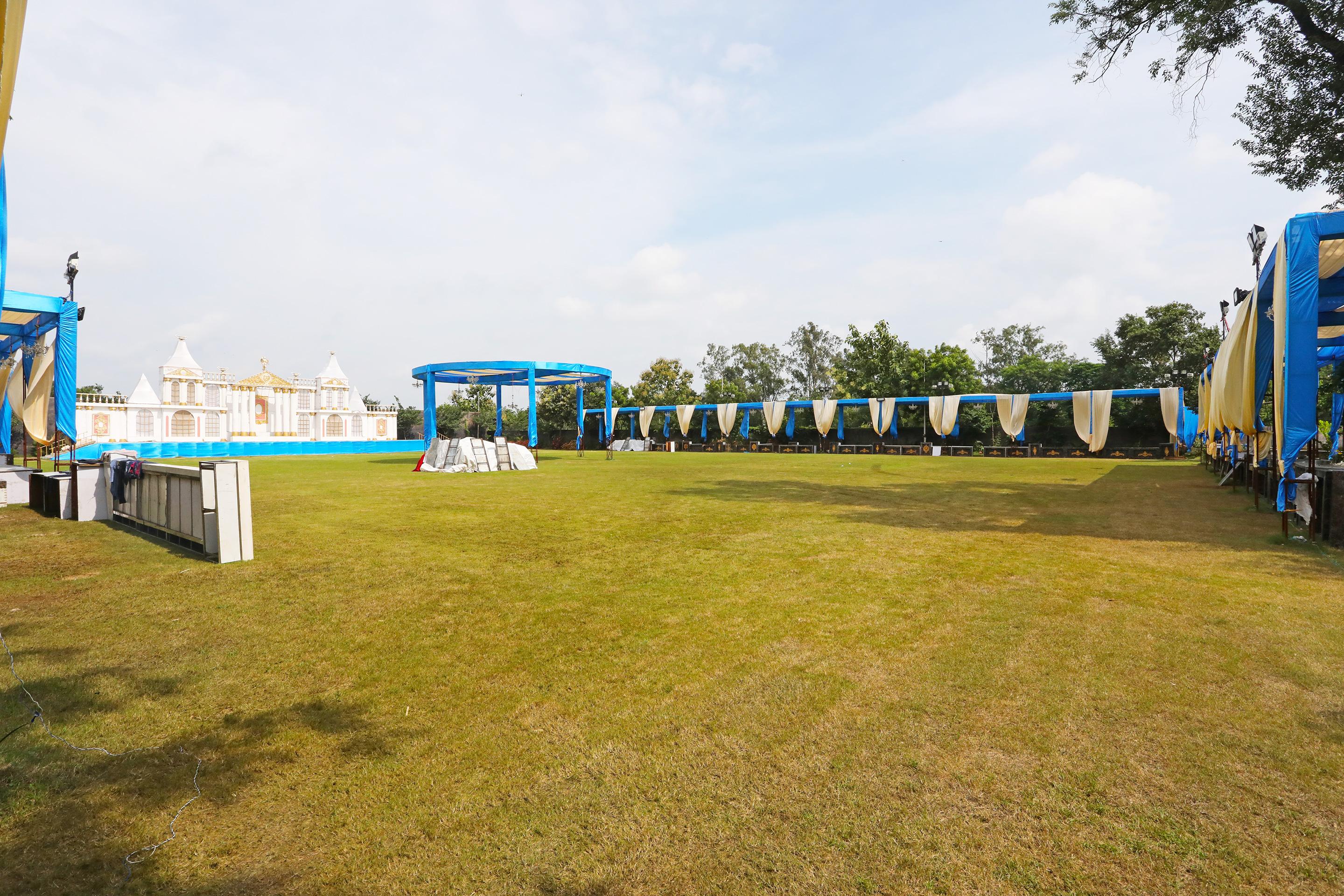 The Grand Neelam Hotell Rāipur Exteriör bild