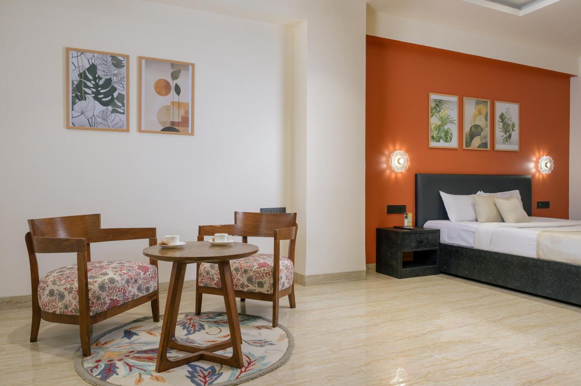 The Grand Neelam Hotell Rāipur Exteriör bild